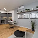 Ecru Luxurious In Port Praski With Balcony Wwa35 Warszawa